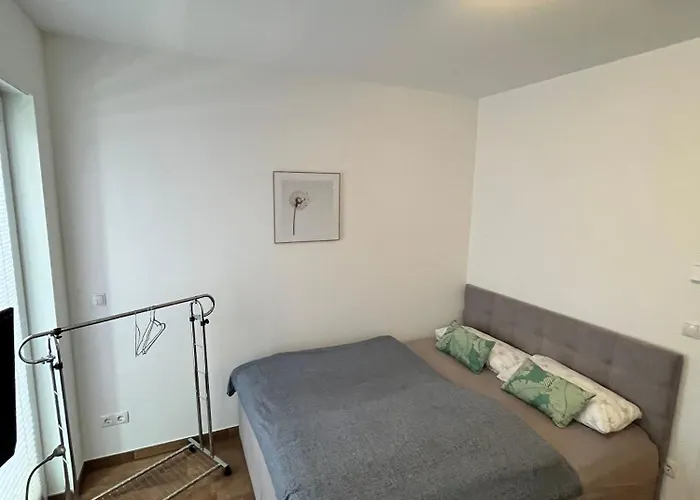 Lejlighed Spanier Pouch